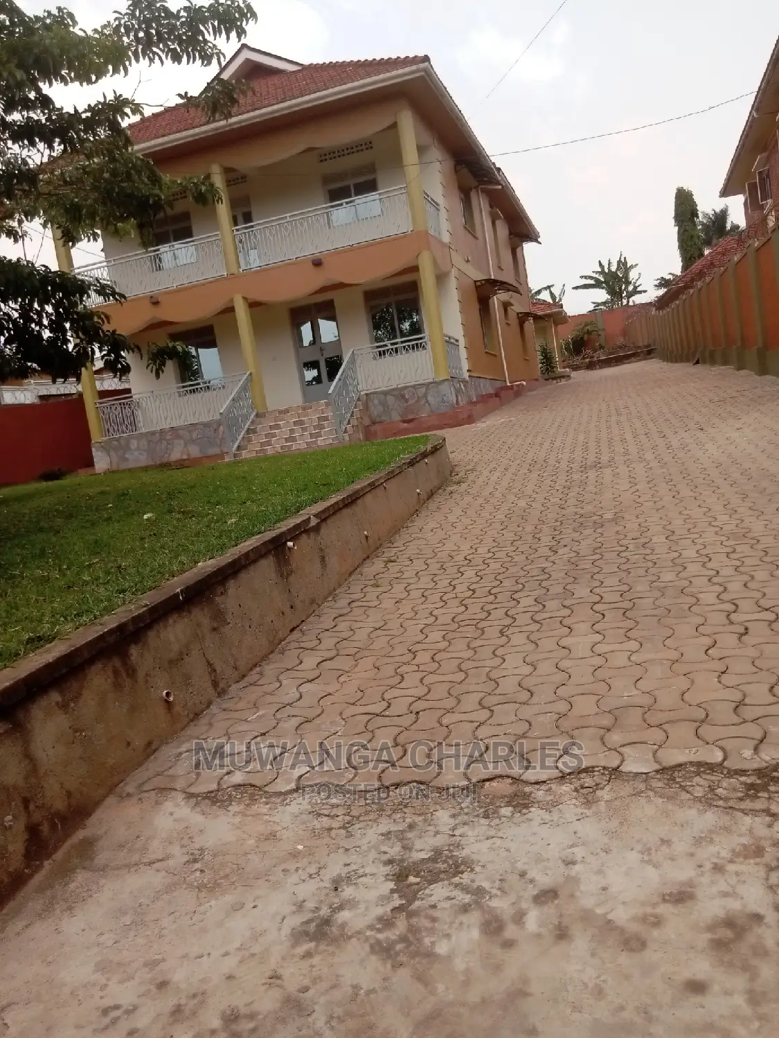 4bdrm Duplex in Fs Properties Ltd, Central Division for Rent