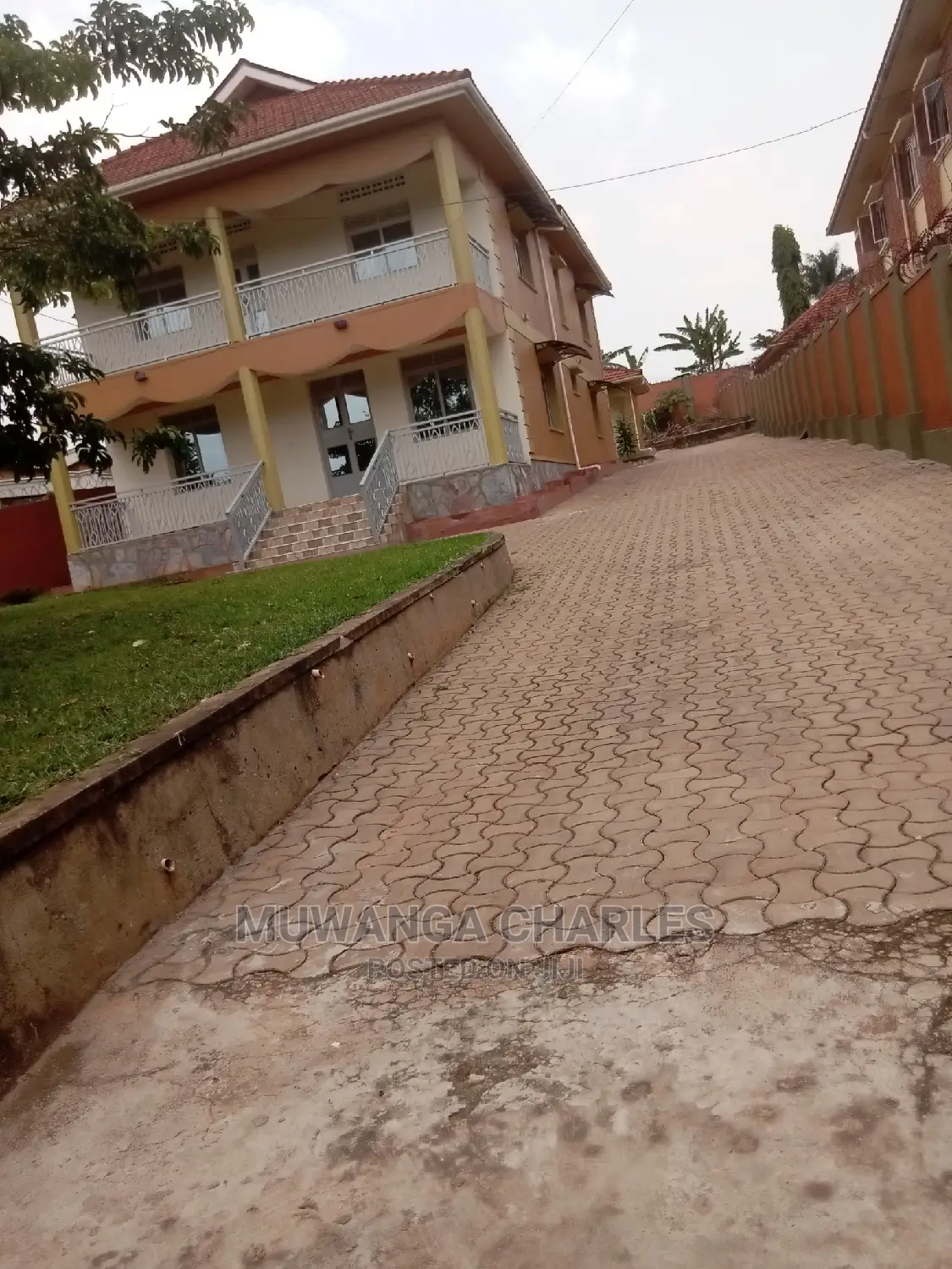 4bdrm Duplex in Fs Properties Ltd, Central Division for Rent