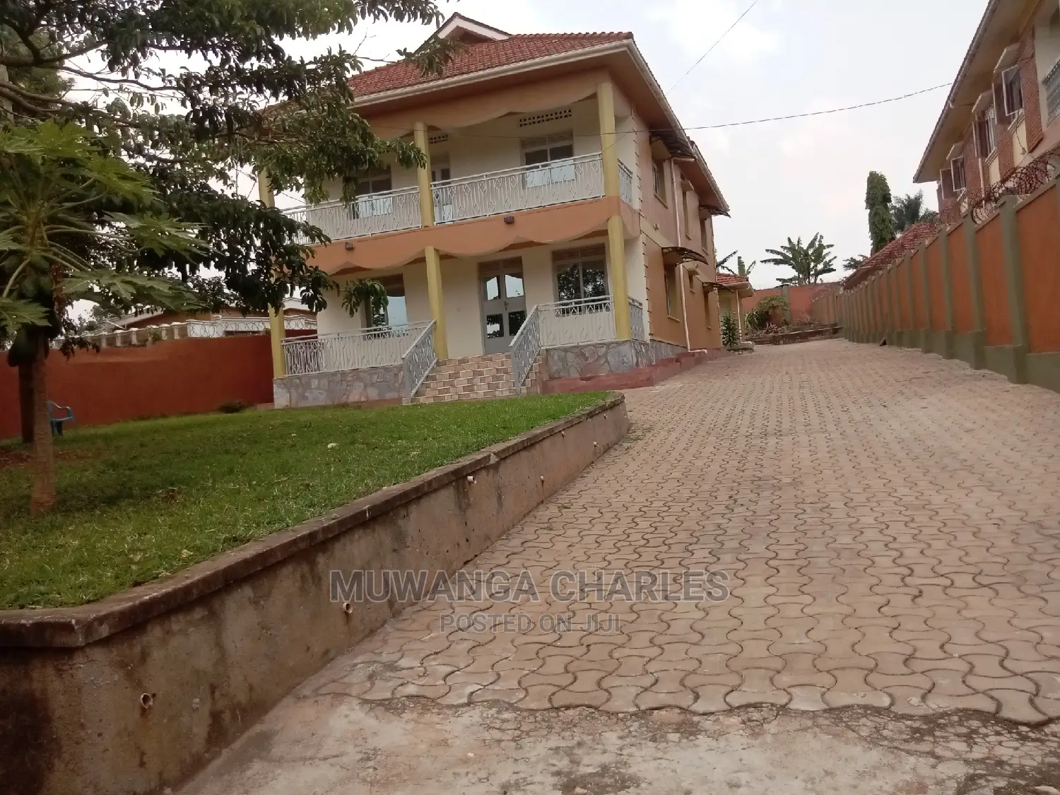 4bdrm Duplex in Fs Properties Ltd, Central Division for Rent