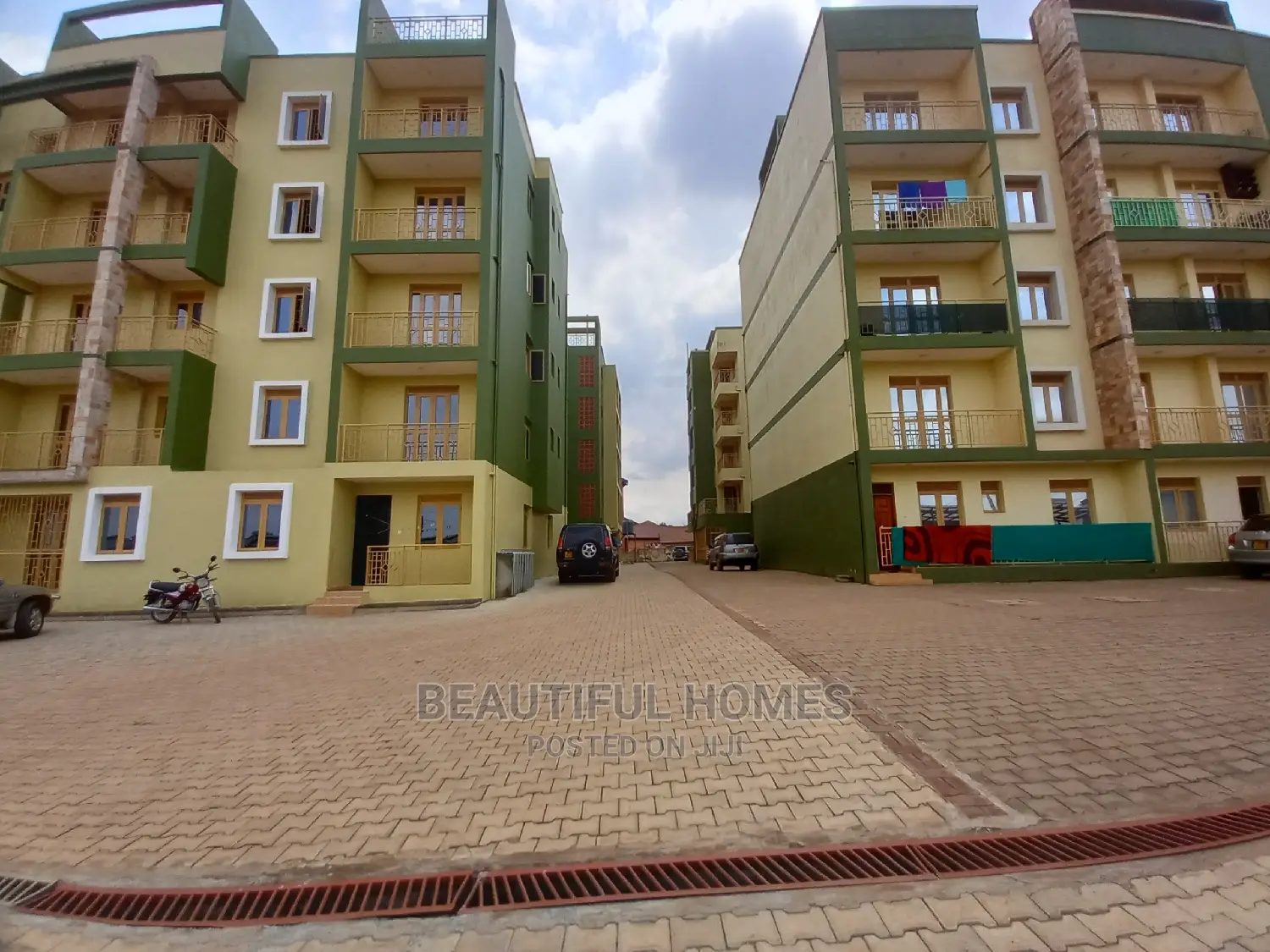 Furnished 2bdrm Condo in Bukoto, Central Division for Sale