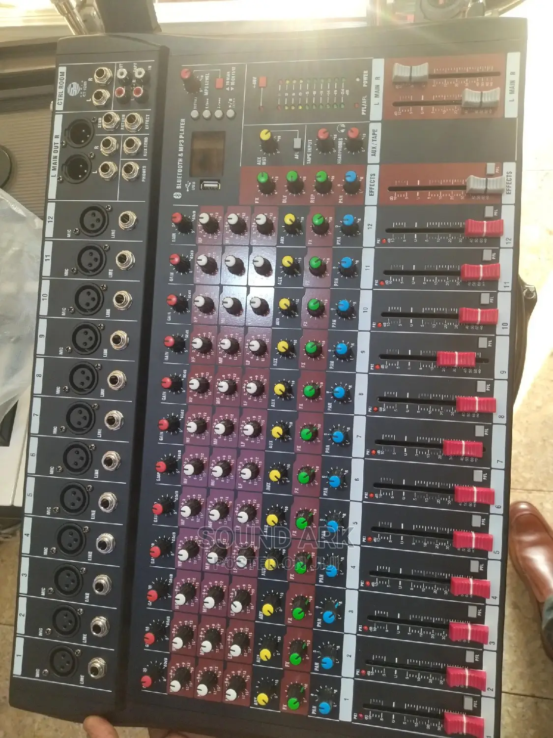 Live Console Mixer