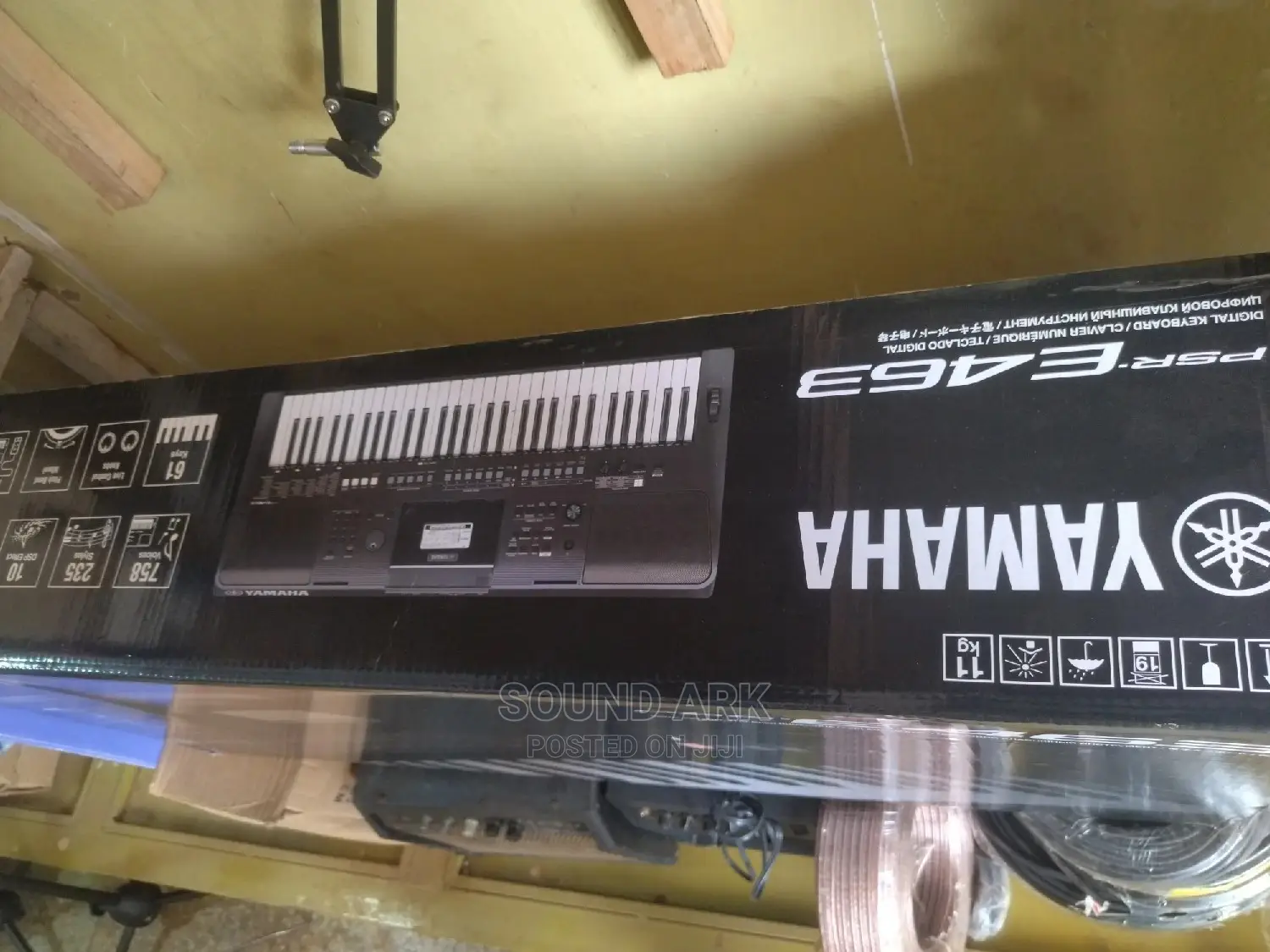 Keyboard Psr E463