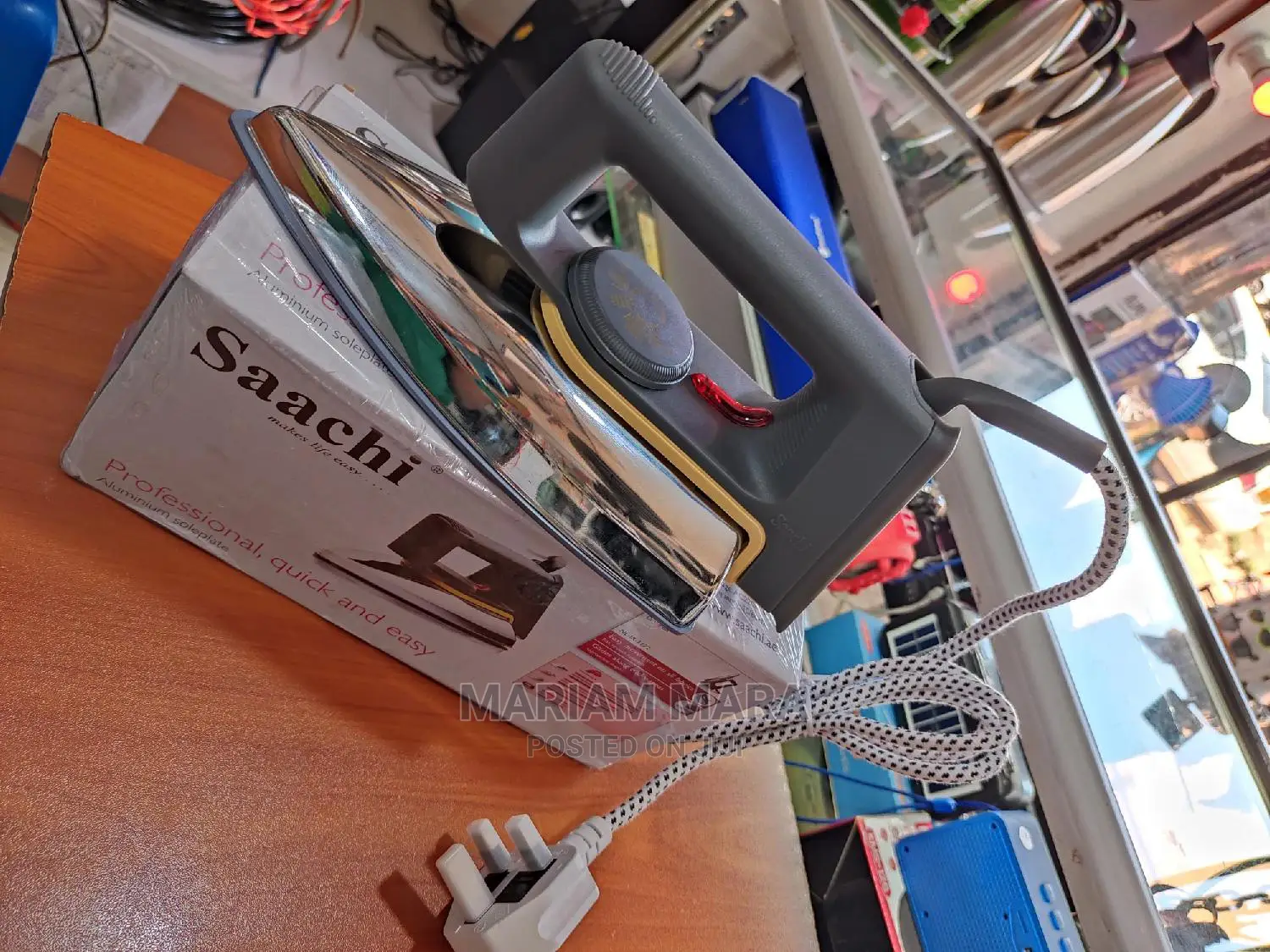 Saachi Flat Iron