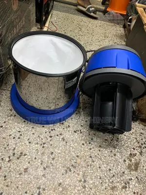 20 Litre Vacuum Cleaner