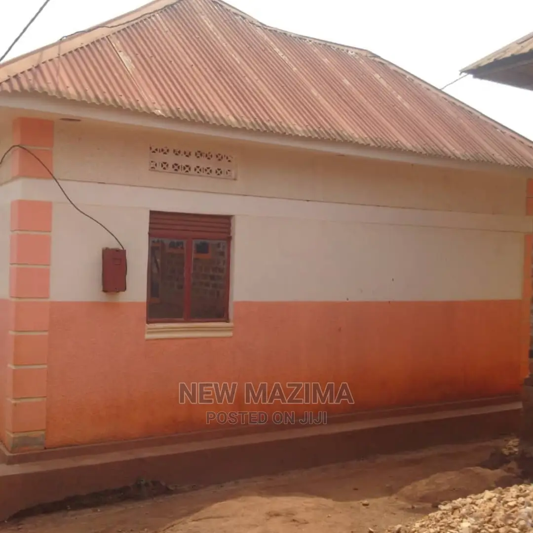 2bdrm House in Kawempe Kawanda, Central Division for Sale