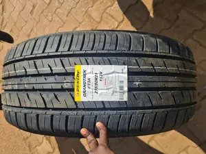 Photo - 275/50r21 Dunlop Brand New Tires