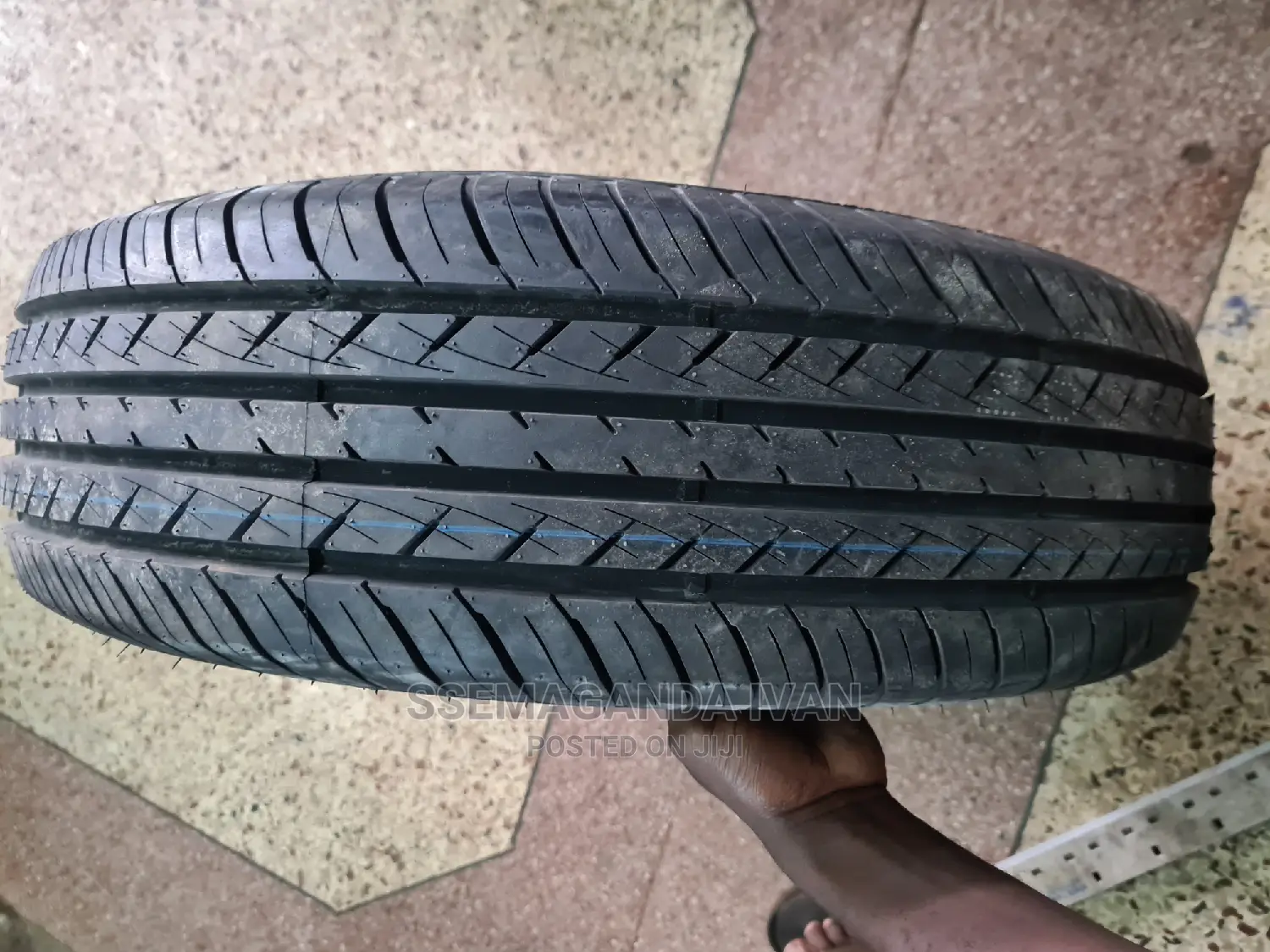 "205/70r15" Tires