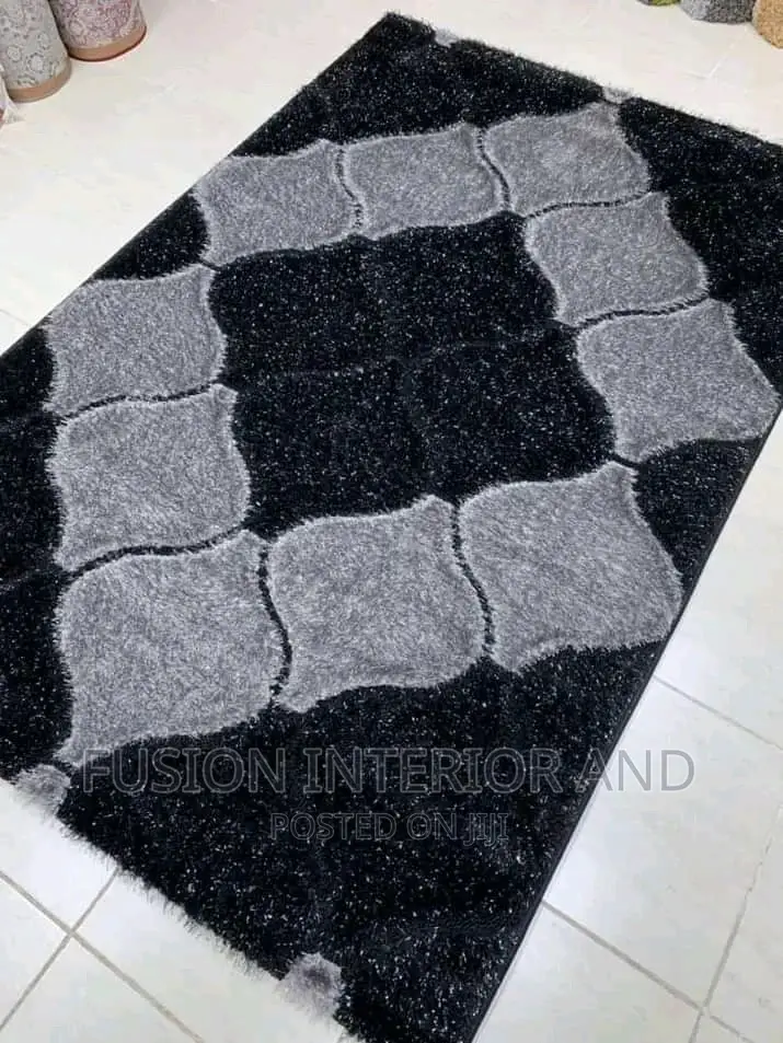 Center Carpets