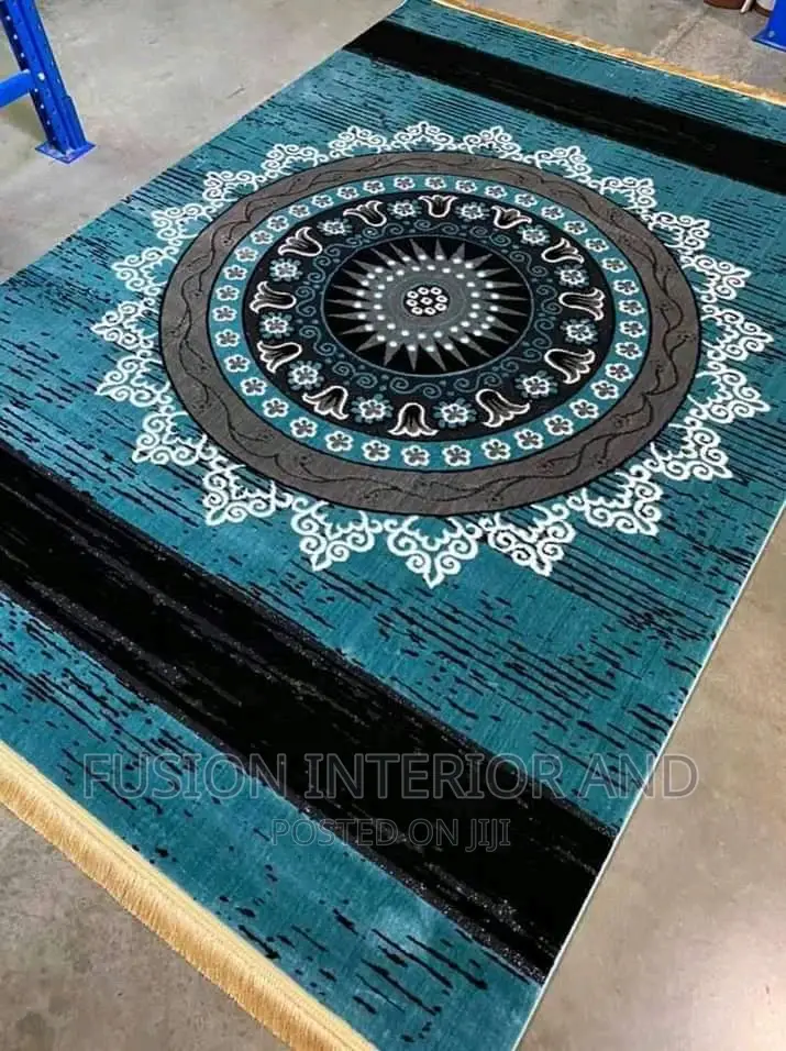 Center Carpets