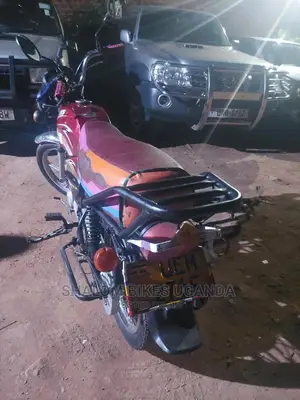 TVS Apache 180 RTR 2019 Gold