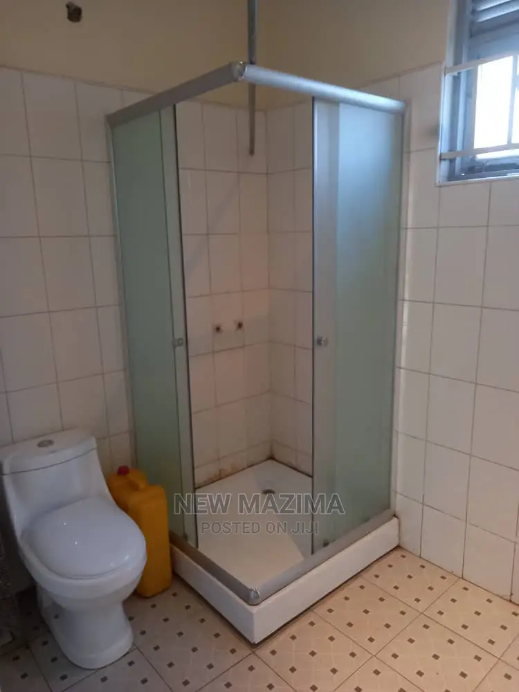 3bdrm House in Seguku Katare, Division a for Sale