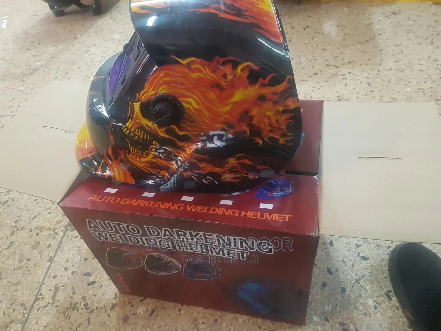 Auto Darkening Welding Helment