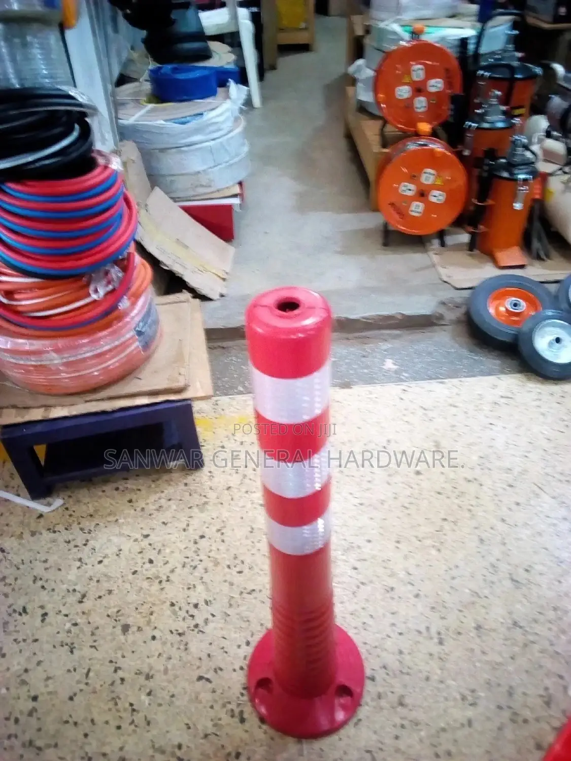 Road Cones (Straight Road Cones)