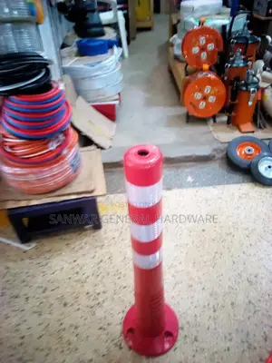Road Cones (Straight Road Cones)
