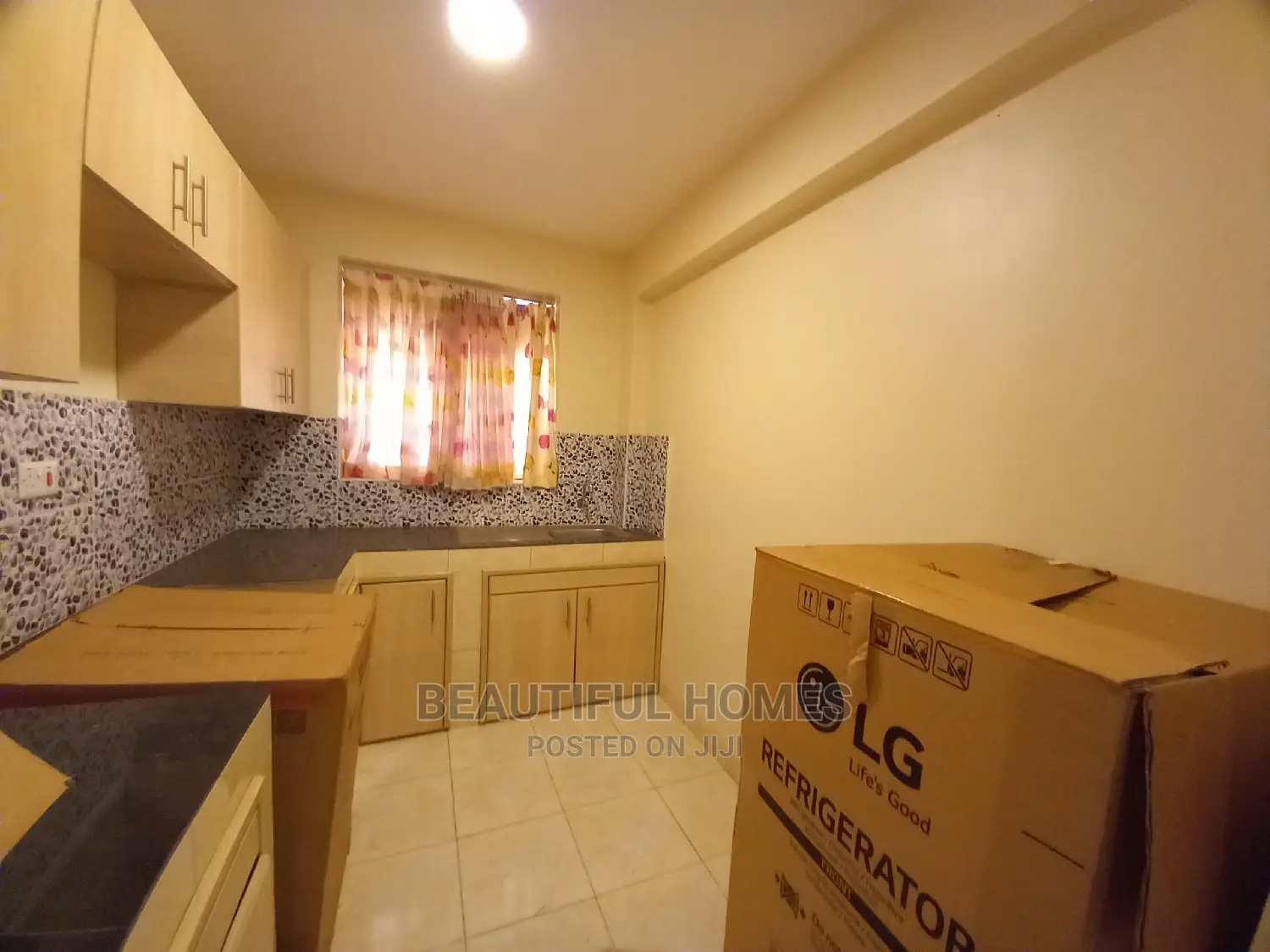 Furnished 3bdrm Condo in Kisaasi, Central Division for Sale