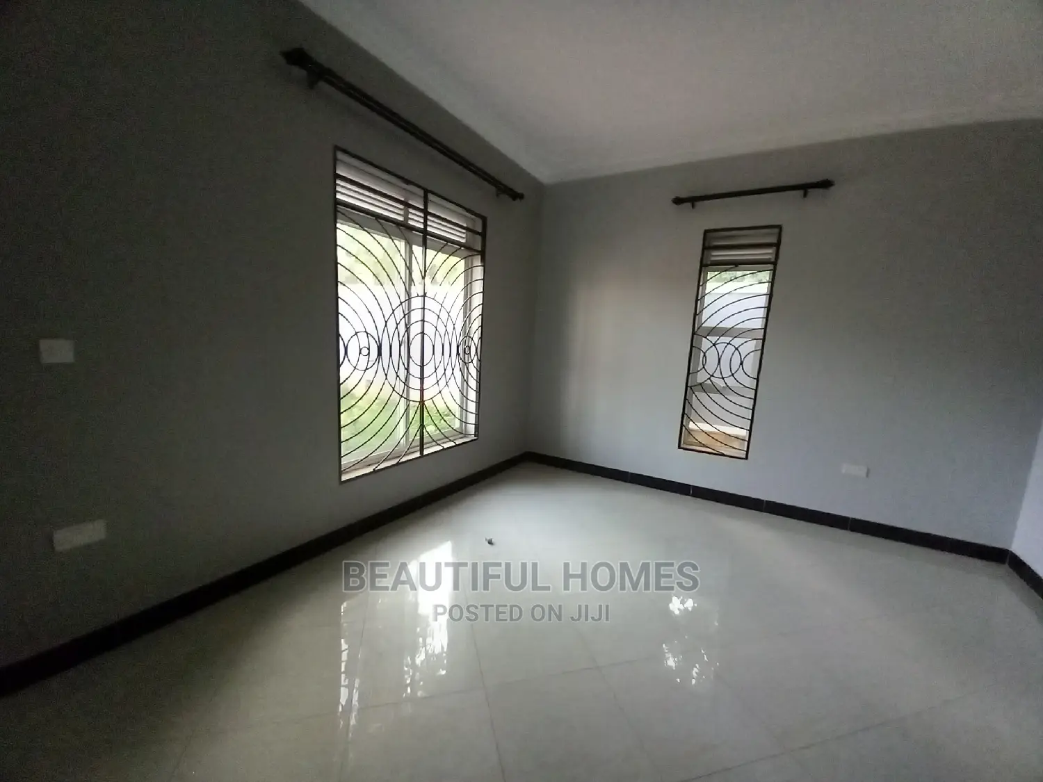Furnished 3bdrm Condo in Kisaasi Corporate, Nakawa for Sale