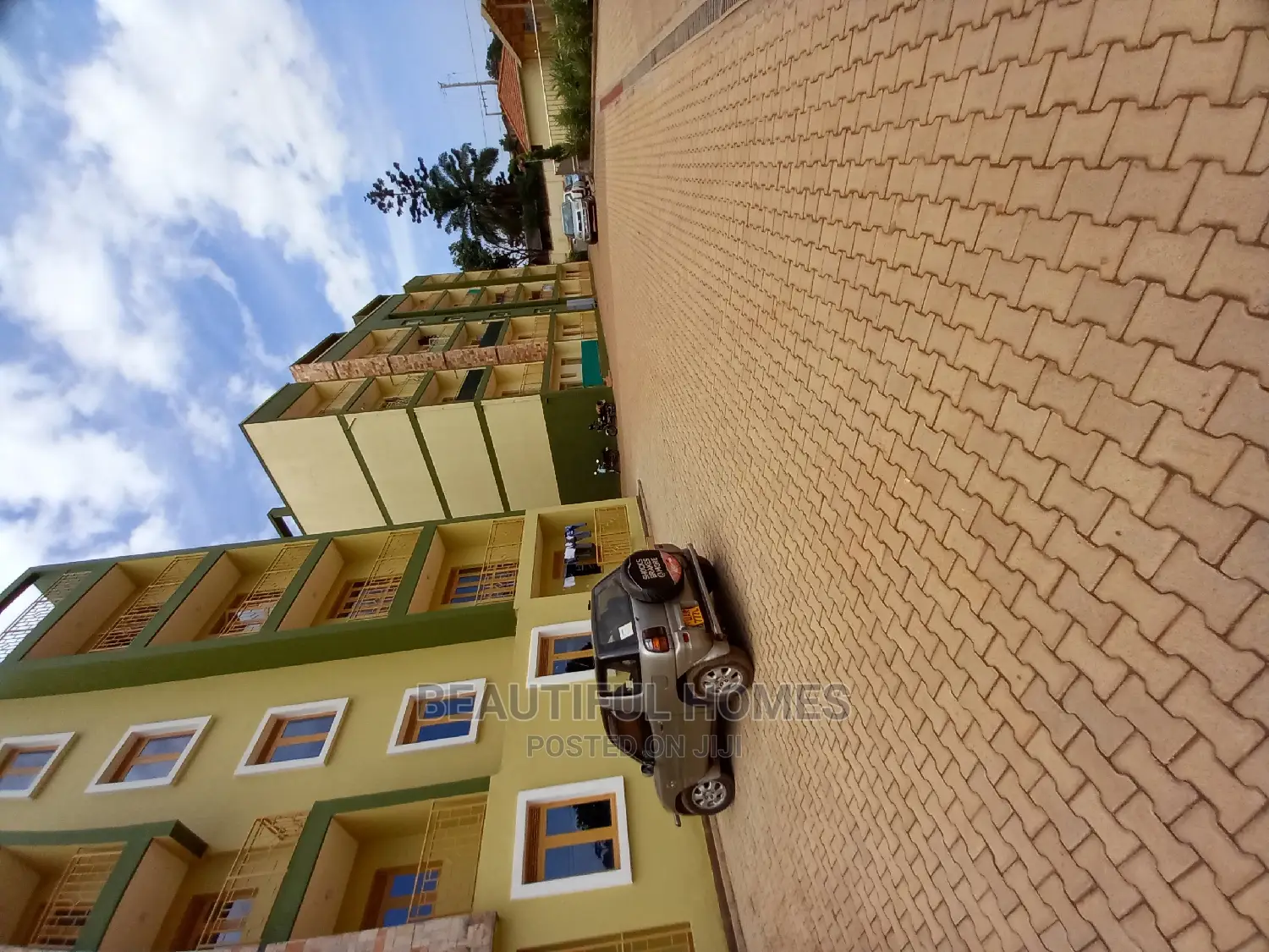 Furnished 2bdrm Condo in Bukoto, Central Division for Sale