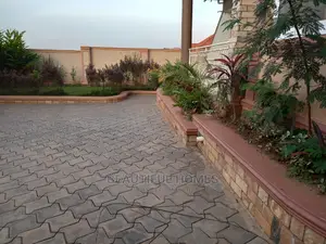 Furnished 4bdrm Bungalow in Kira Corporate, Central Division for Sale