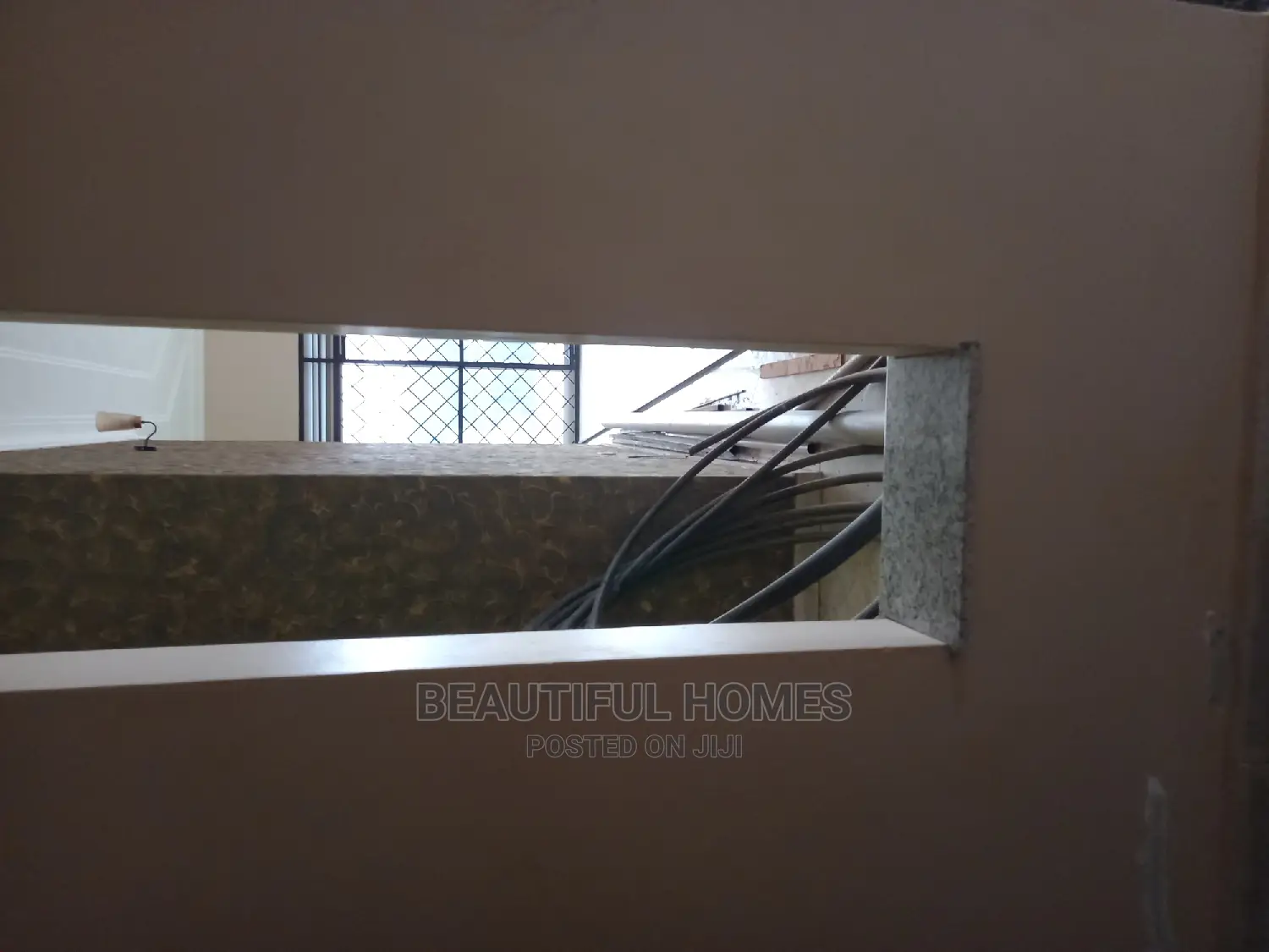Furnished 4bdrm House in Kira Posh Estate for Sale