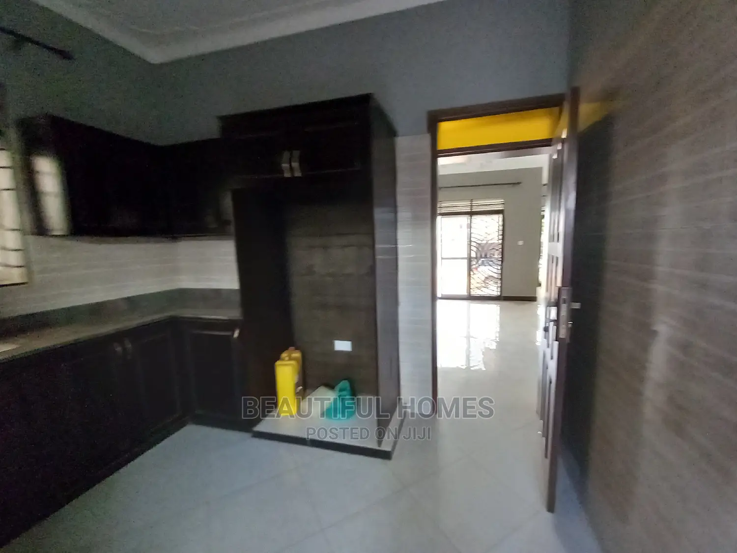 Furnished 2bdrm Apartment in Kisaasi, Central Division for Sale