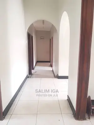 4bdrm Bungalow in Kololo Property, Central Division for Rent