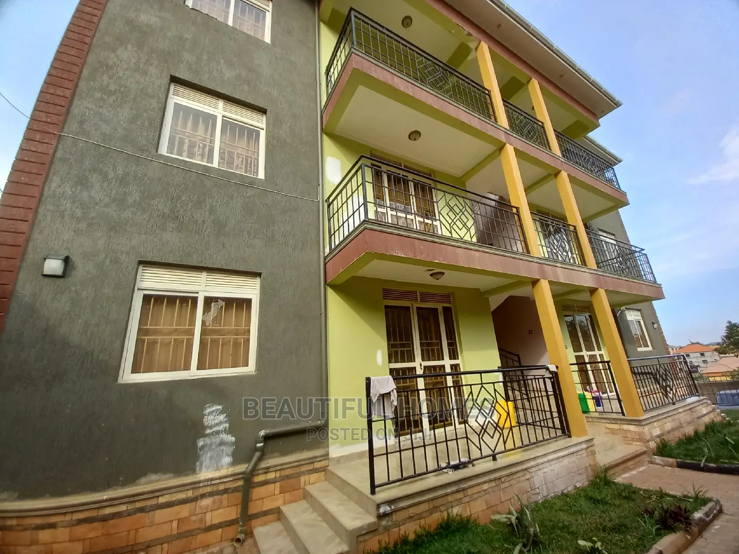 Furnished 2bdrm Apartment in Kisaasi Posh, Central Division for Sale