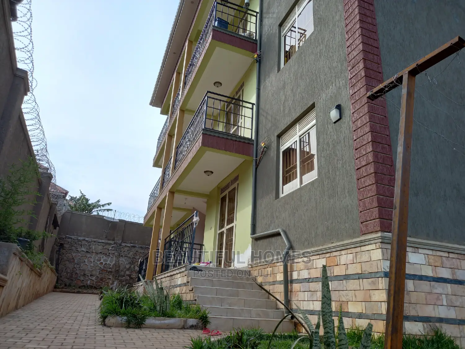 Furnished 2bdrm Apartment in Kisaasi Near The, Central Division