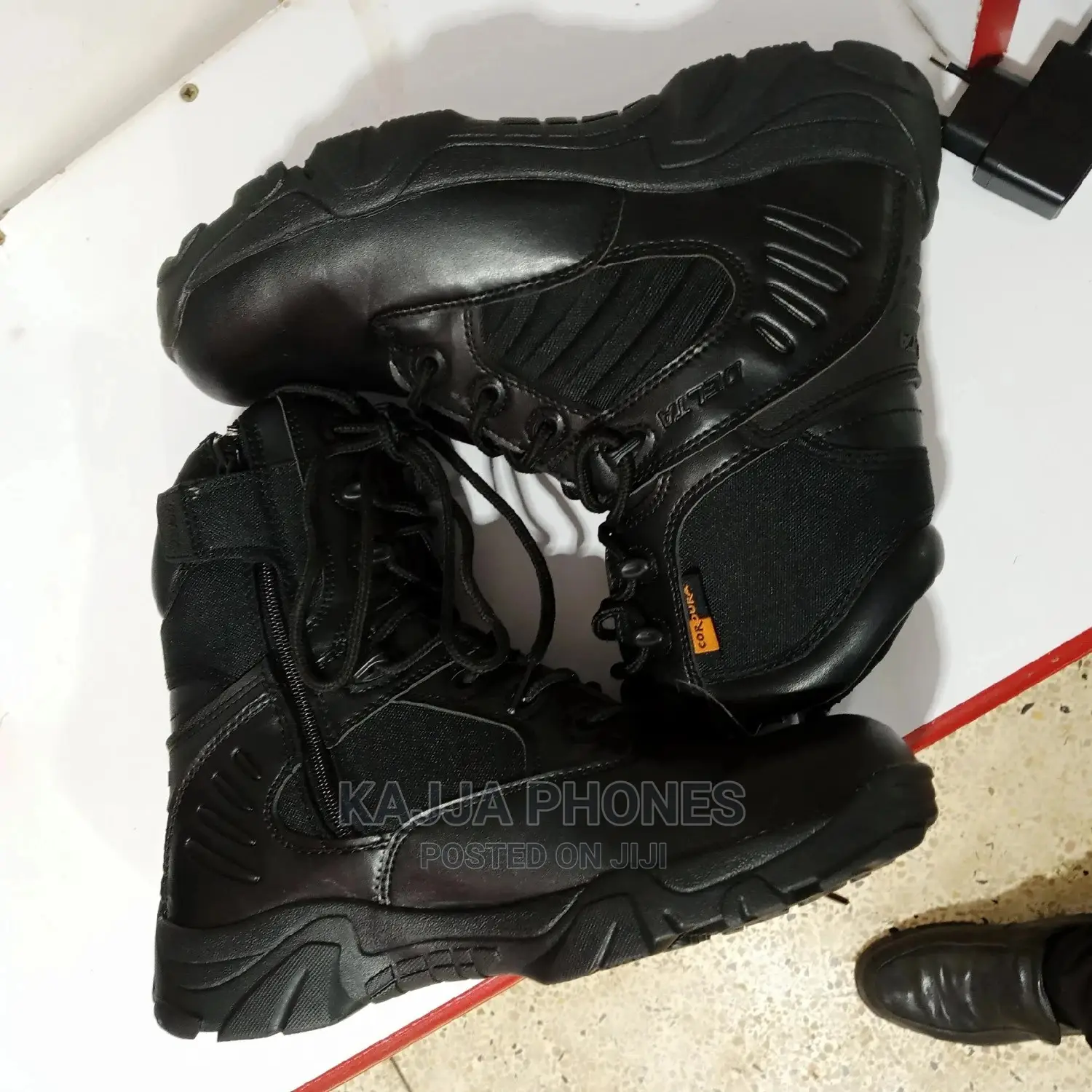 Delta Boots Black 