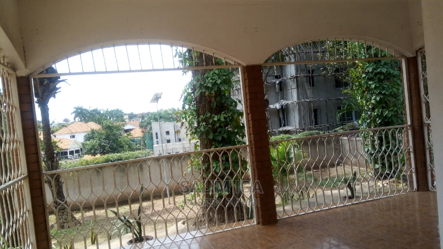 4bdrm Bungalow in Kololo Property, Central Division for Rent
