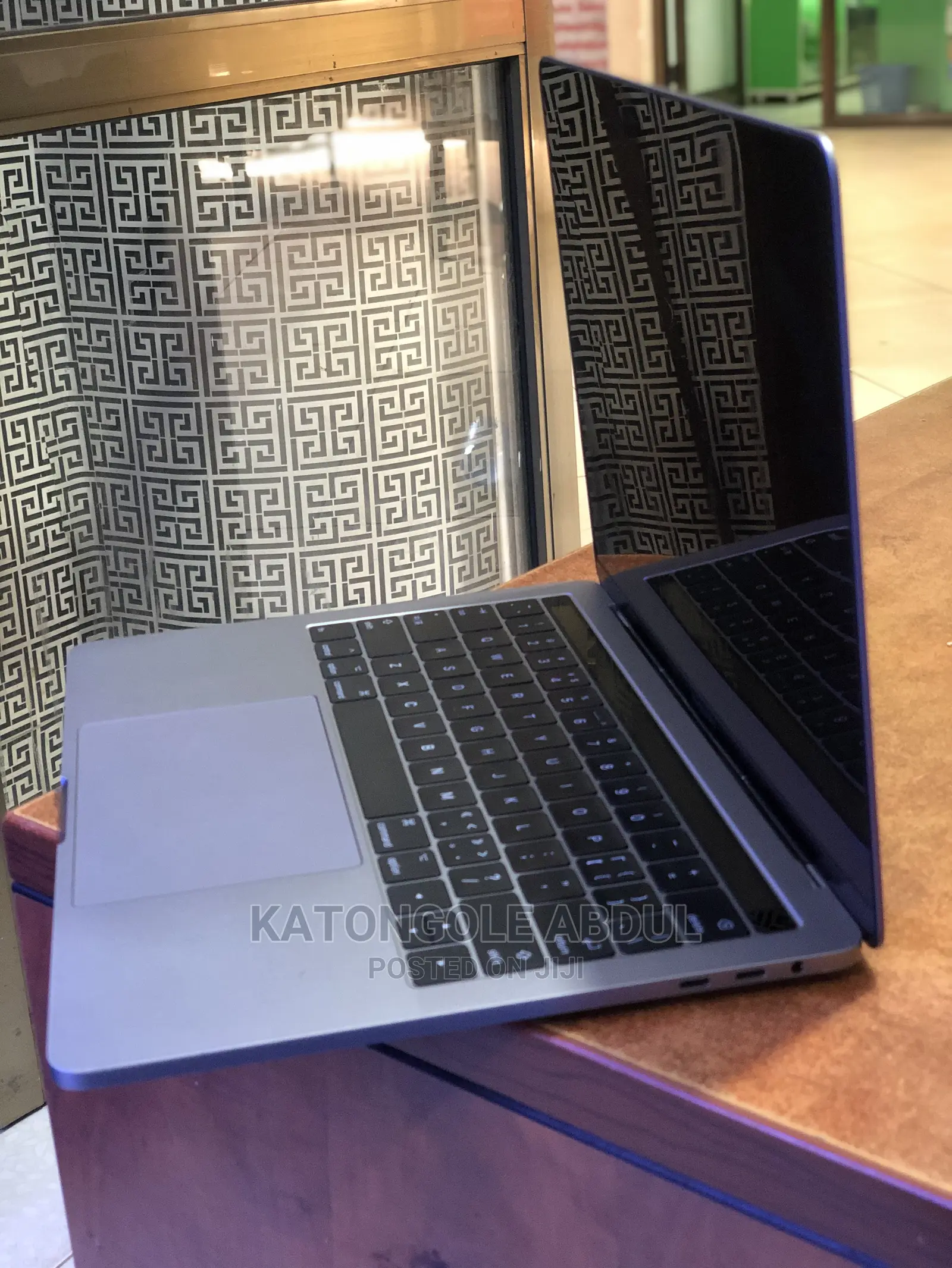 Laptop Apple MacBook Pro 2016 8GB Intel Core I5 SSD 256GB