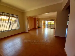 Furnished 4bdrm House in Tarmacked Estate, Kira for Sale