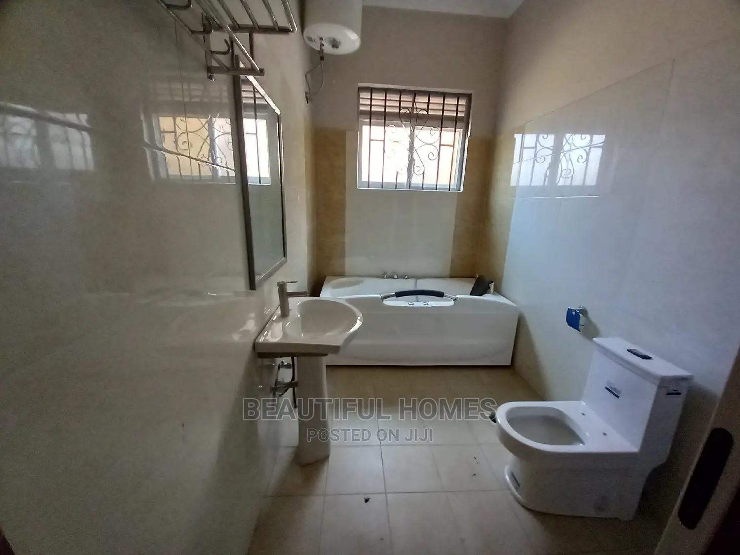 Furnished 4bdrm House in Tarmacked Estate, Kira for Sale