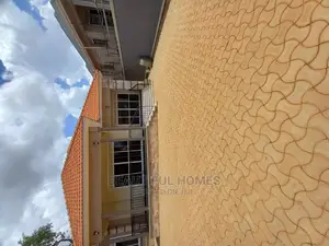 Furnished 4bdrm House in Kira for Sale