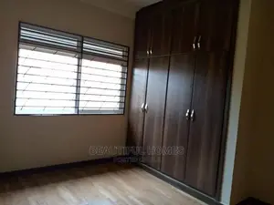 Furnished 4bdrm House in Kira Upscale for Sale