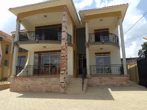 Furnished 5bdrm Duplex in Kira Gorgeous Estate, Central Division