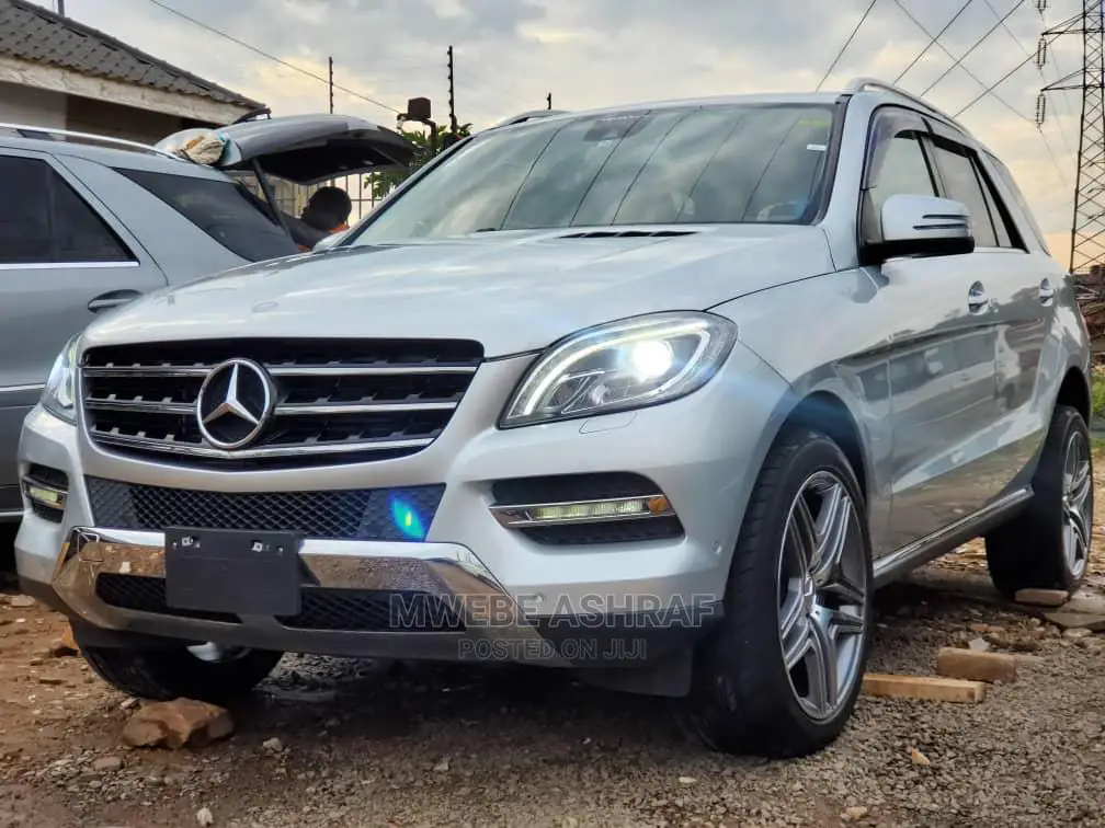 Benz ML Formatic Cars for Hire