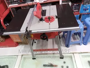 Table Saw Machine