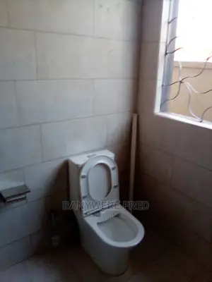 Furnished 4bdrm Bungalow in Kira for Sale