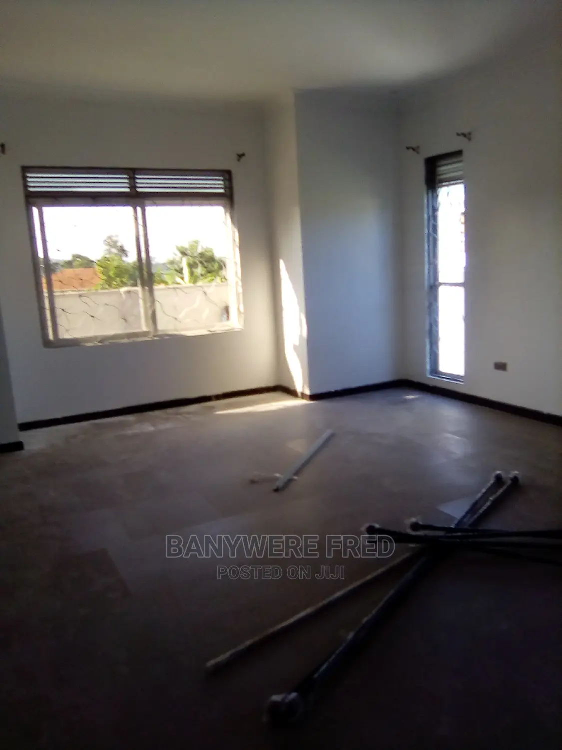 Furnished 4bdrm Bungalow in Kira for Sale