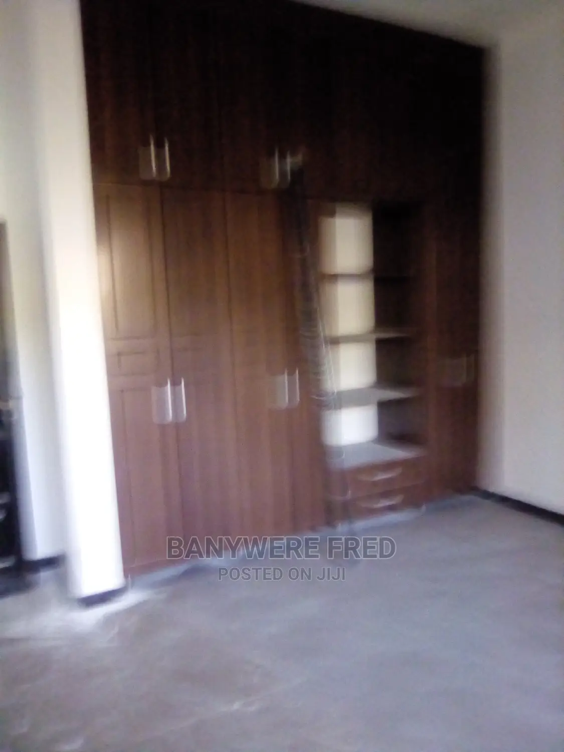 Furnished 4bdrm Bungalow in Kira for Sale