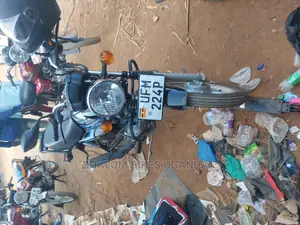 TVS Apache 180 RTR 2022 Black