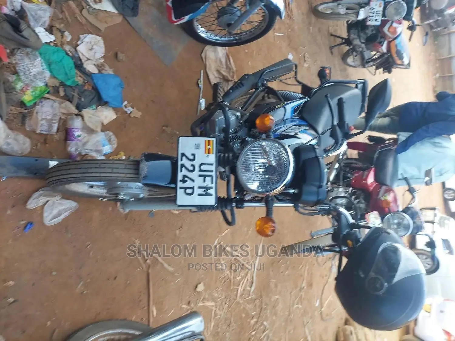 TVS Apache 180 RTR 2022 Black