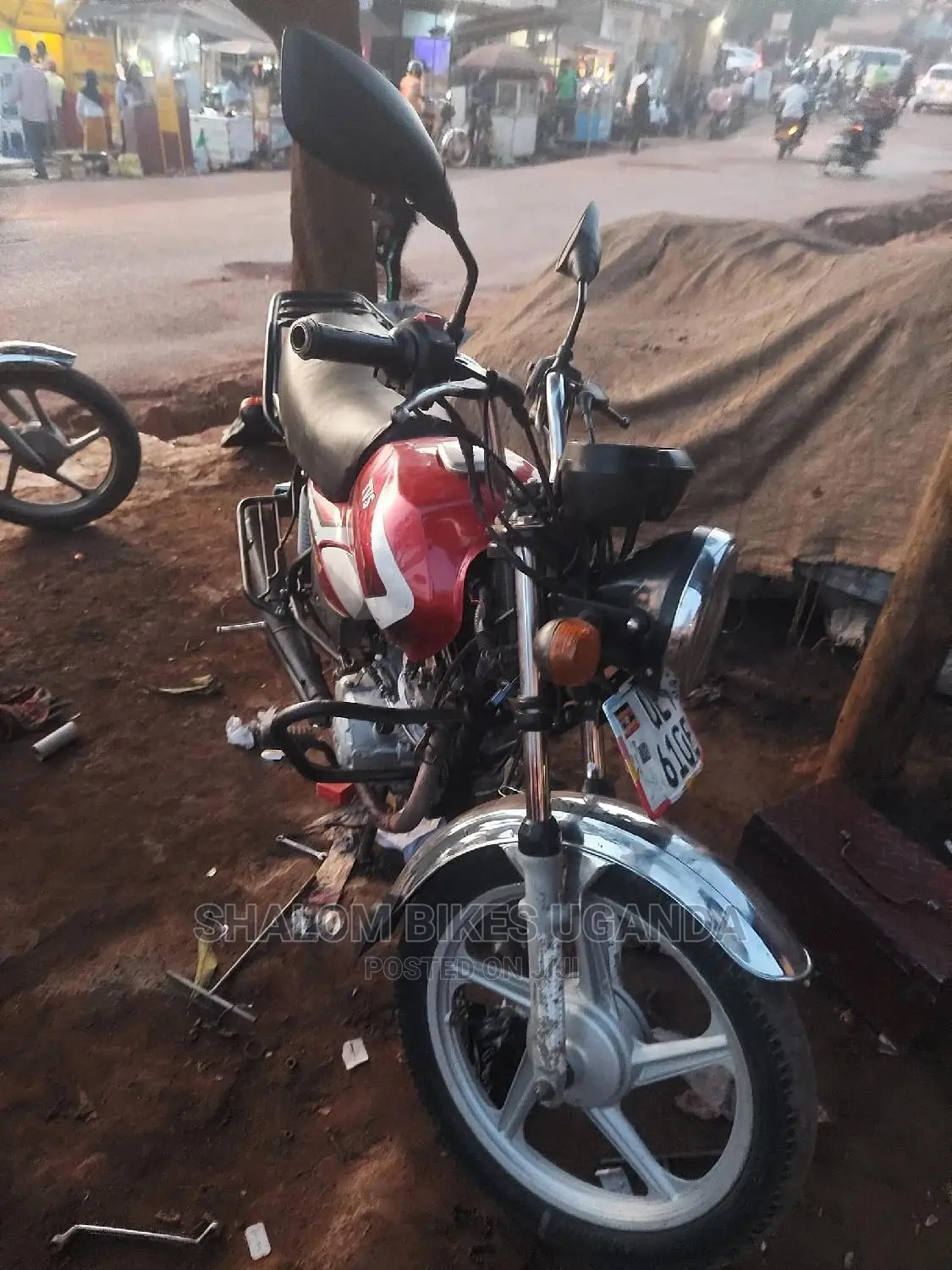 TVS Apache 180 RTR 2021 Silver