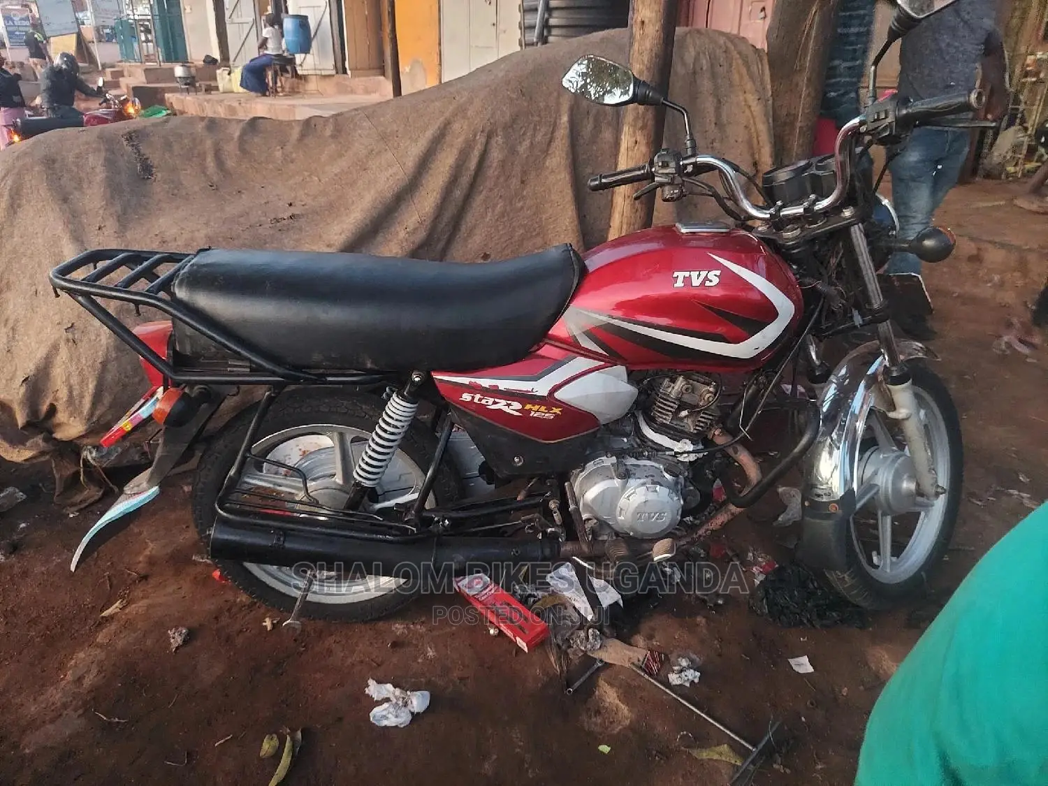 TVS Apache 180 RTR 2021 Silver