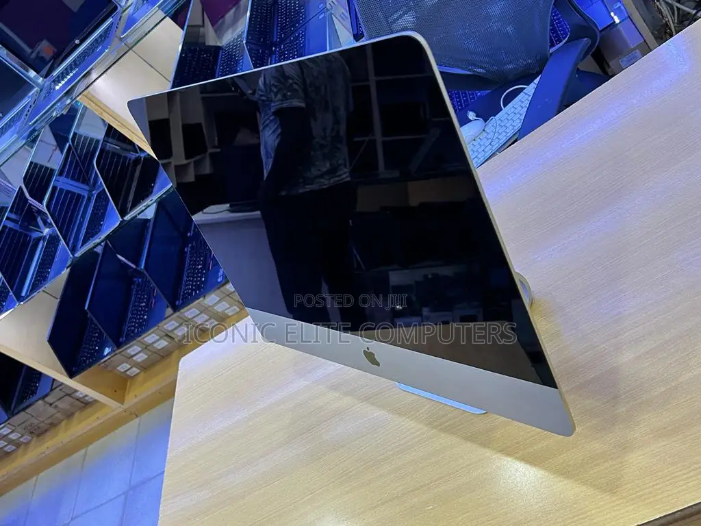 Desktop Computer Apple iMac Pro 8GB Intel Core I5 1T