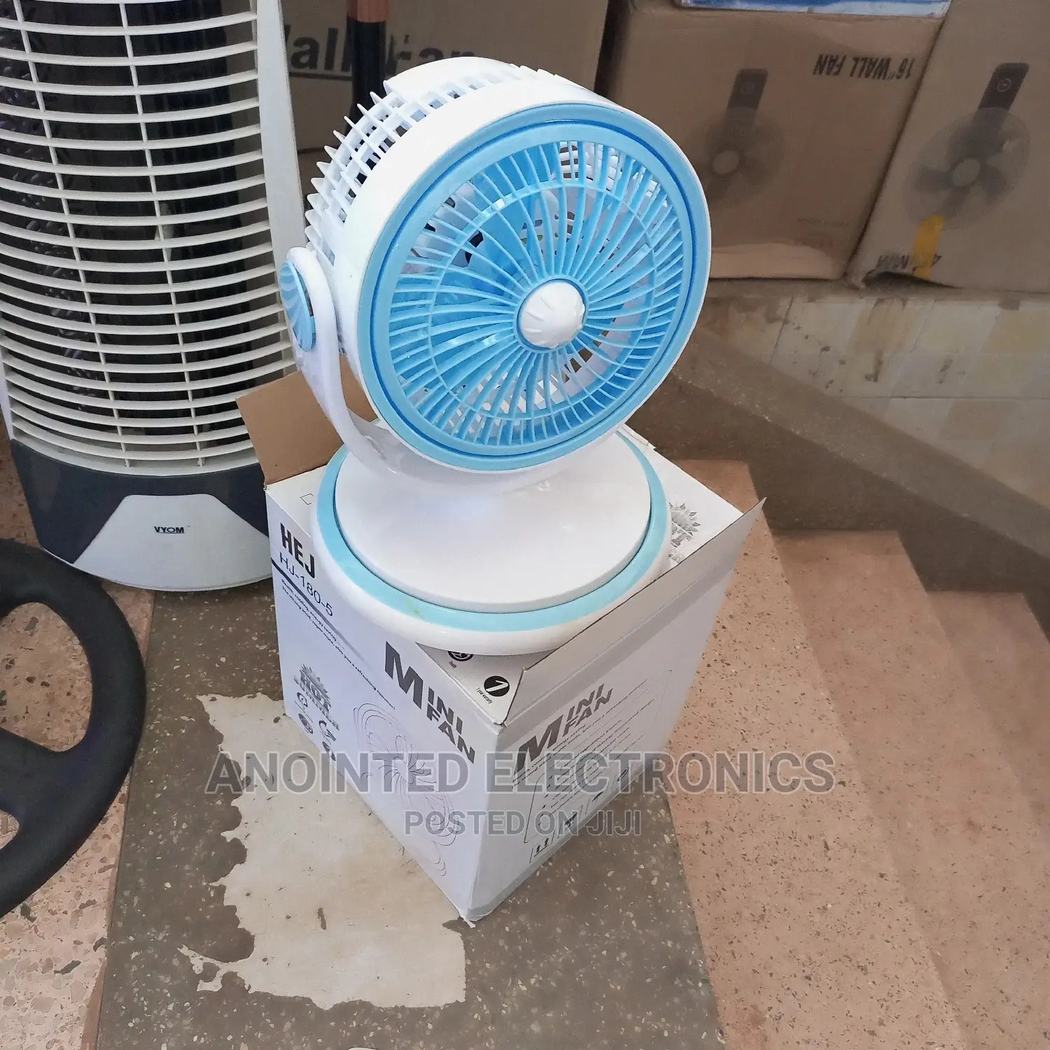 Simple Table Fans