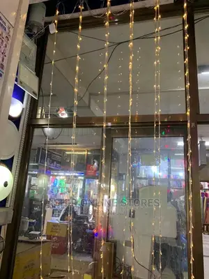 Photo - Decoratiion Curtain Lights