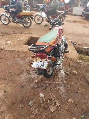 TVS Apache 160 4V 2021 White