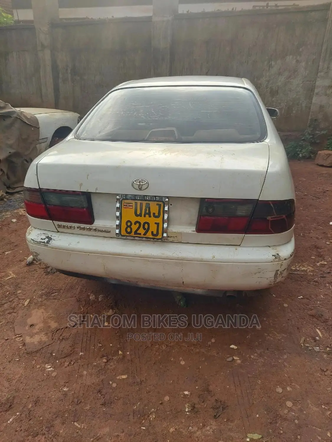 Toyota Corona 1997 White