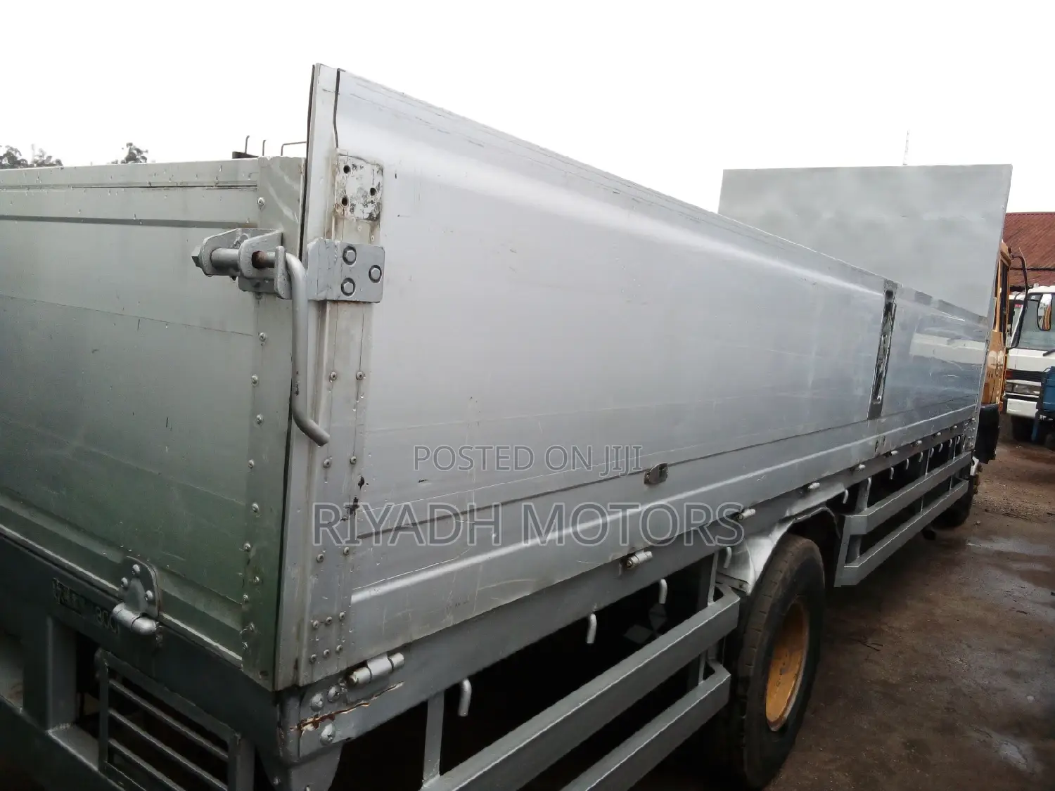 Fuso Truck